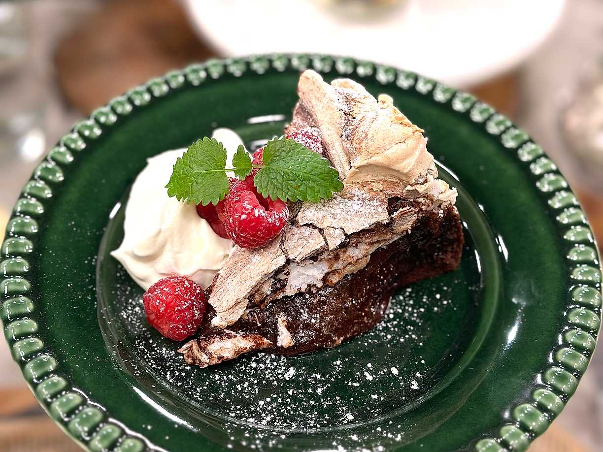 Kladdkaka med frasig chokladmaräng