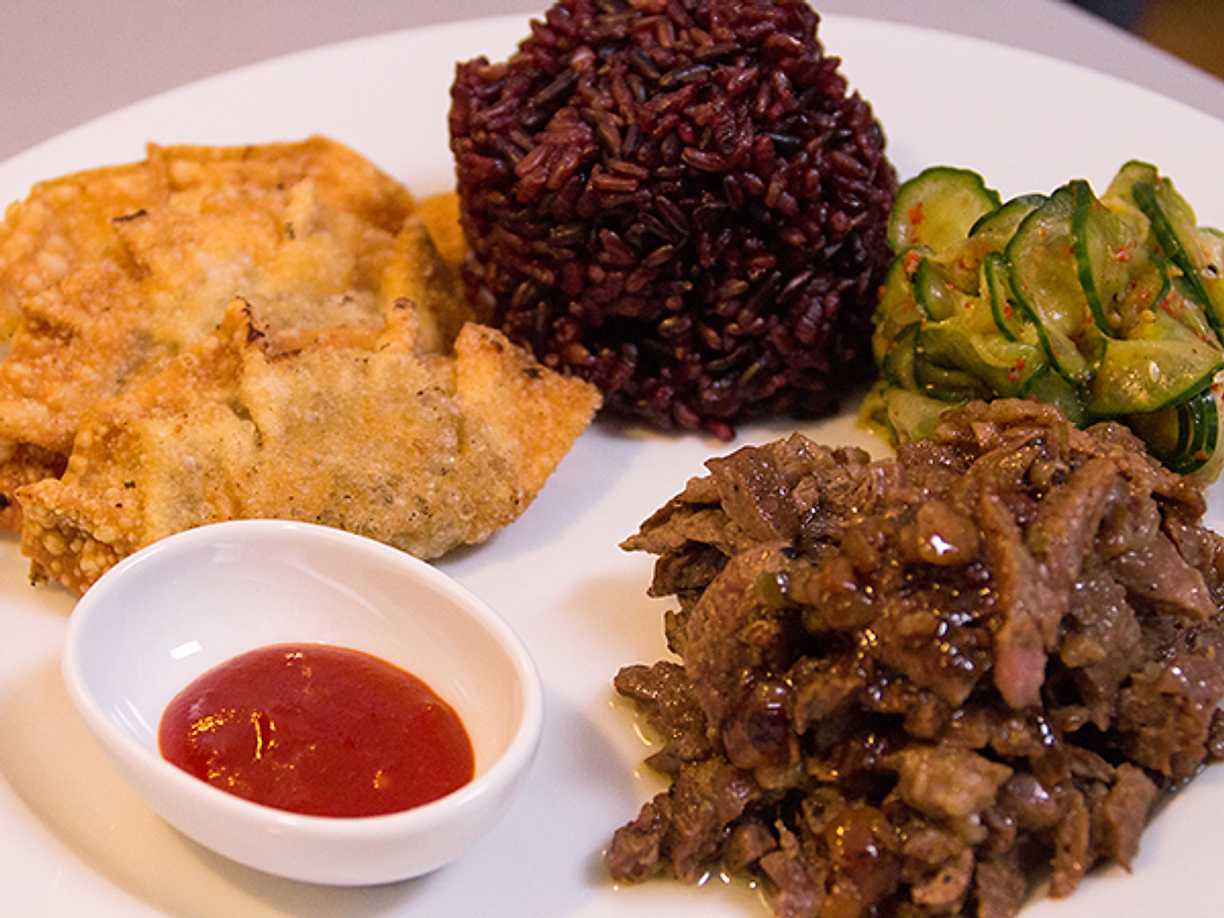 Koreansk bulgogi och dumplings Köket.se