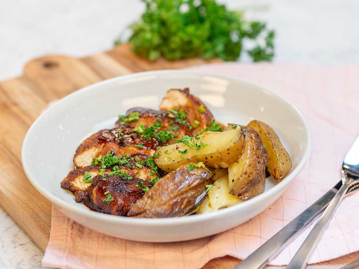 Kryddstekt kycklingfilé med rödvinssås