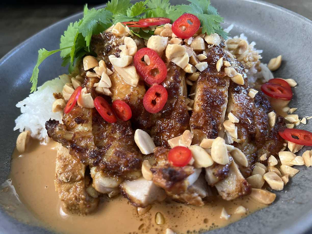 Kyckling satay med jordnötssås