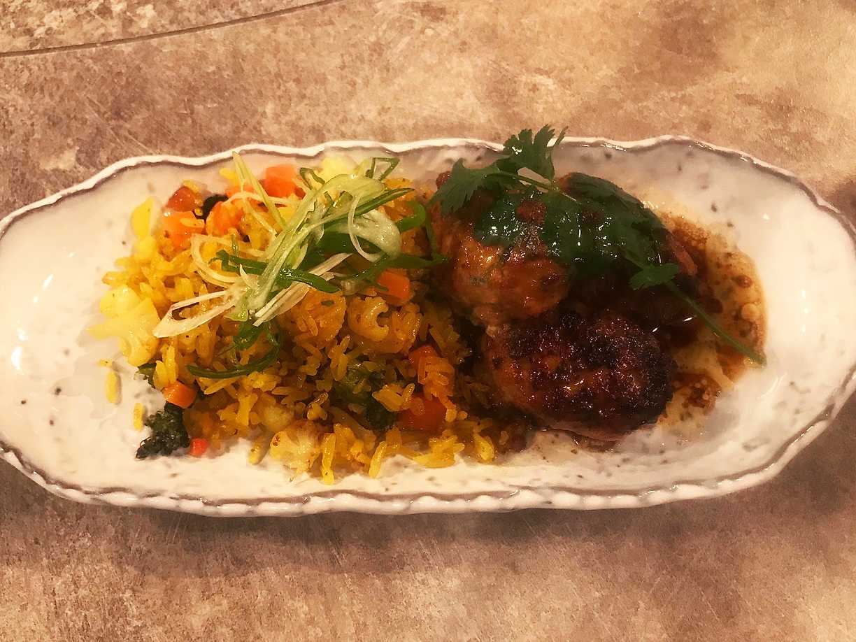 Kyckling ”tsukune”, jasminpilaff och brynt sojasmör Köket.se