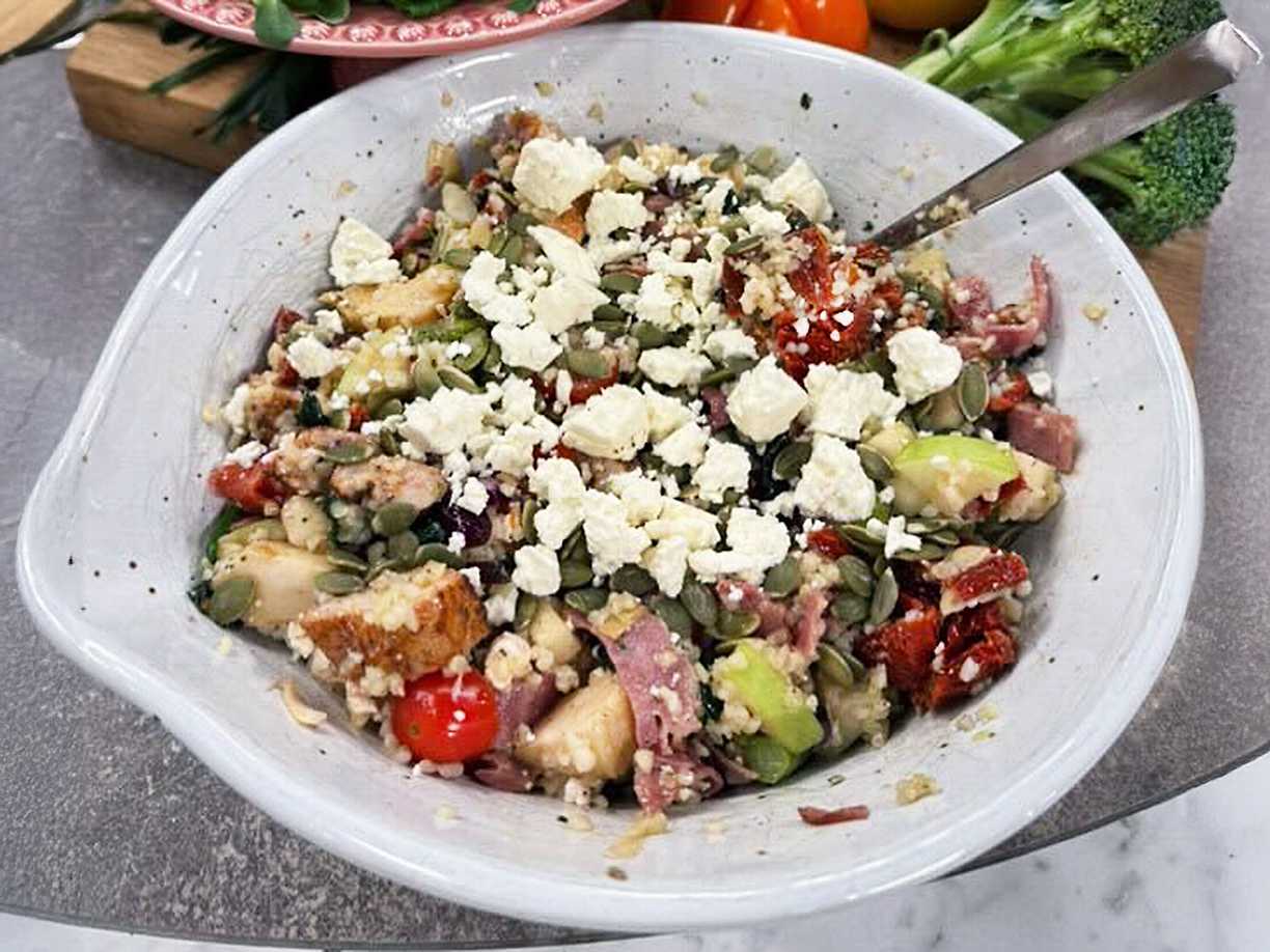 Kycklingsallad med örter