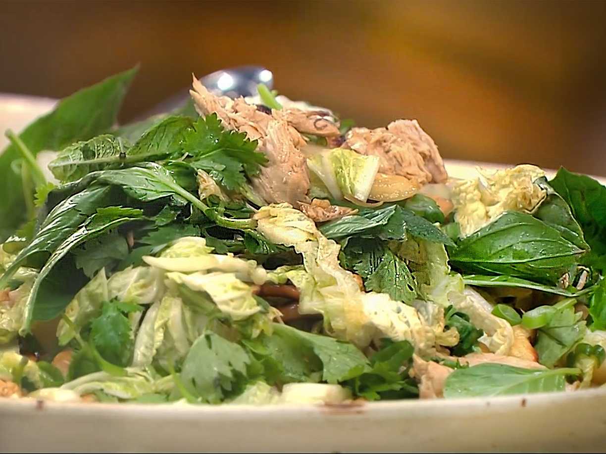 Kycklingsallad med sesamdipp