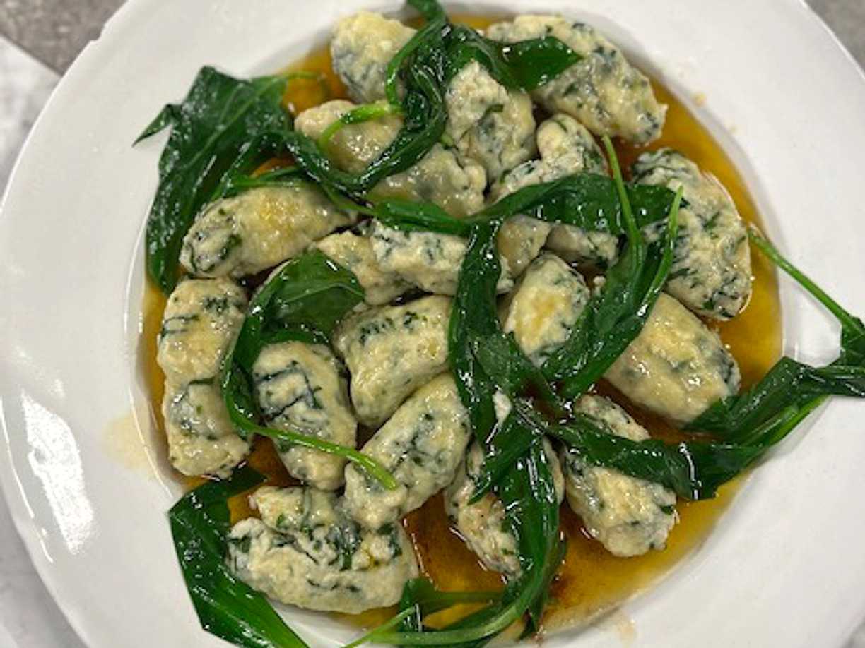 Malfatti med rasmlök och brynt smör