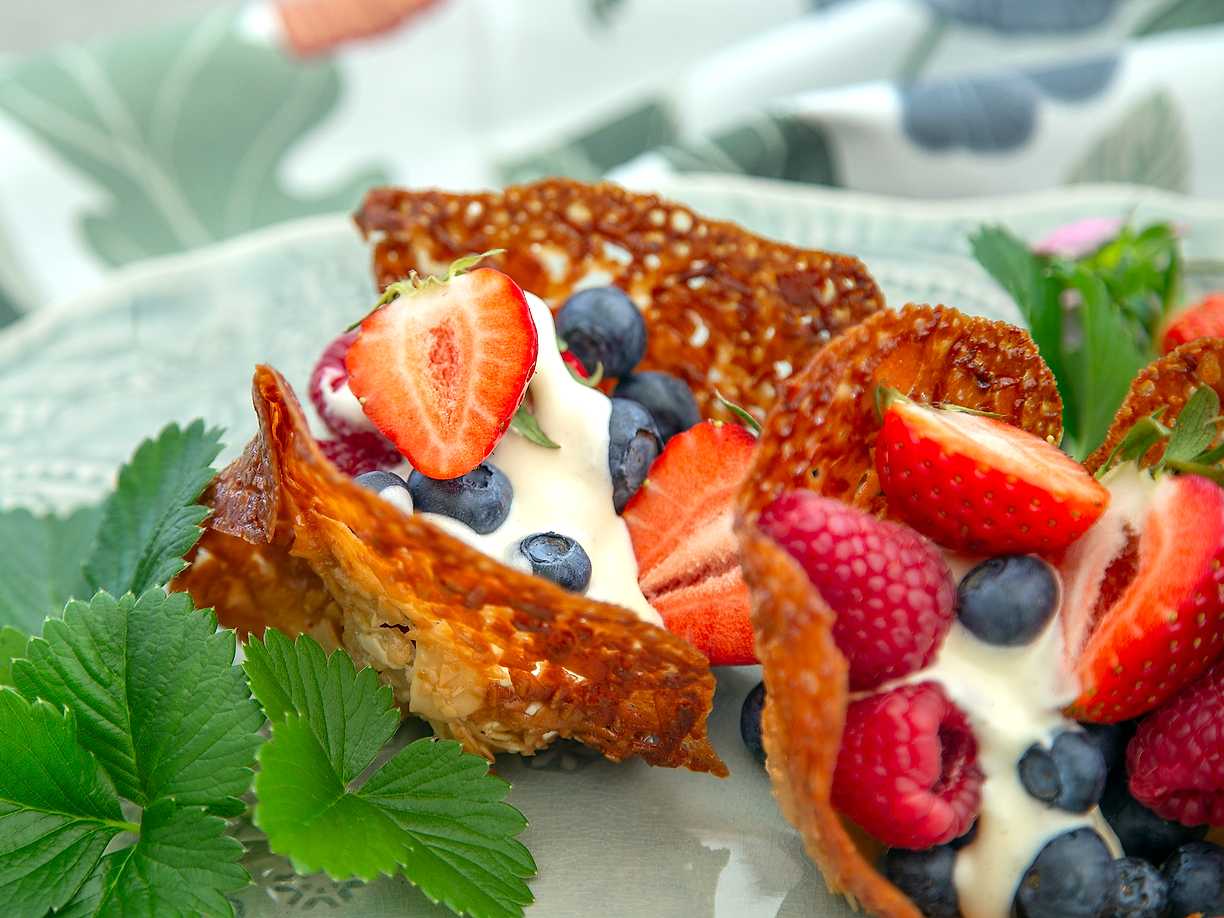 Mandelkorgar med råkräm