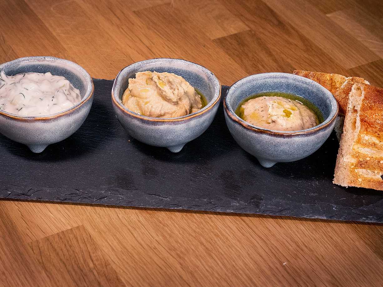 Meze med bröd