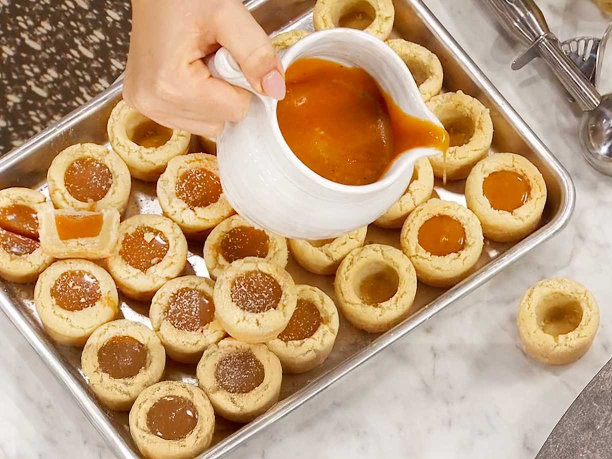 Mördegsgrottor med apelsinkola