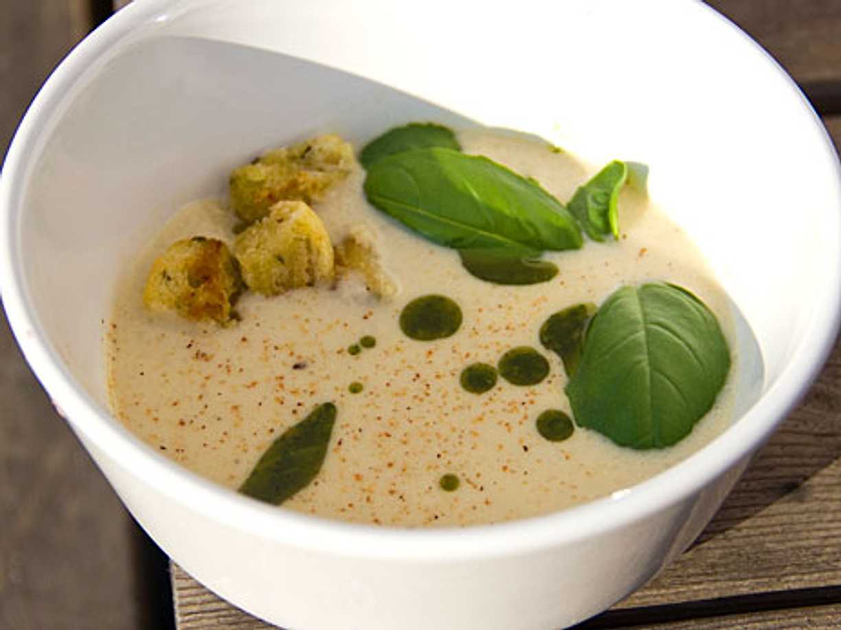 Muskotdoftande svartrotssoppa Köket.se