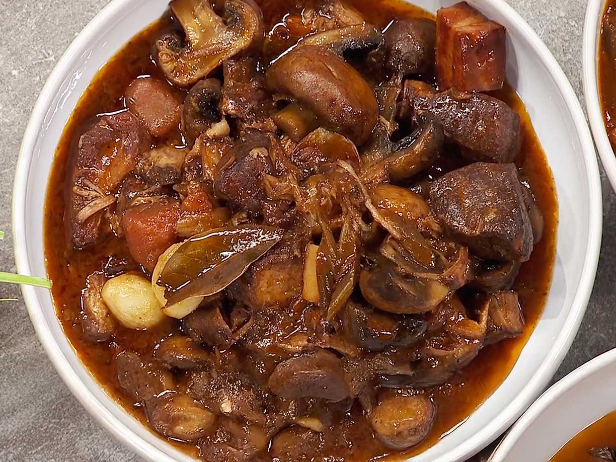 Nœuf Bourguignon i slow cooker
