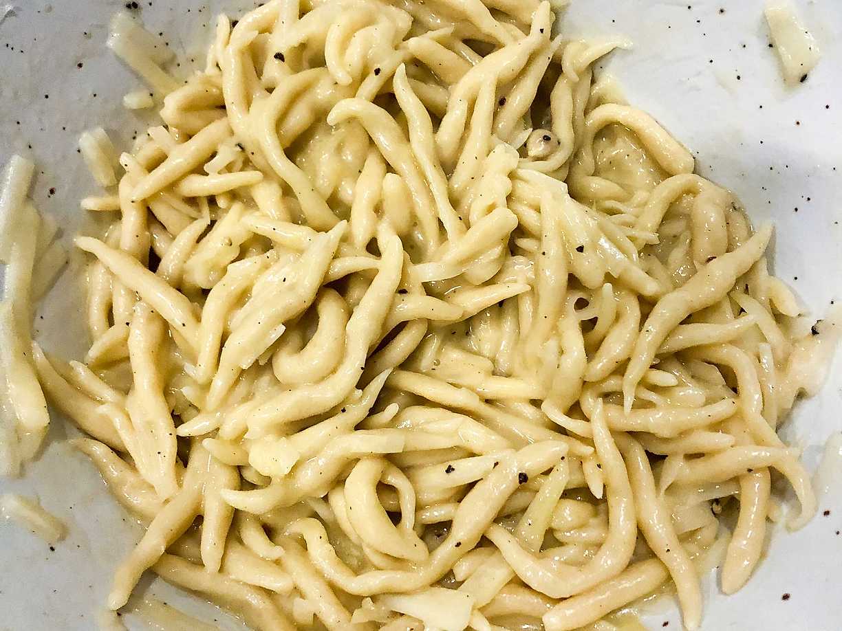 Pasta trofie med rotselleri och smör | Kö