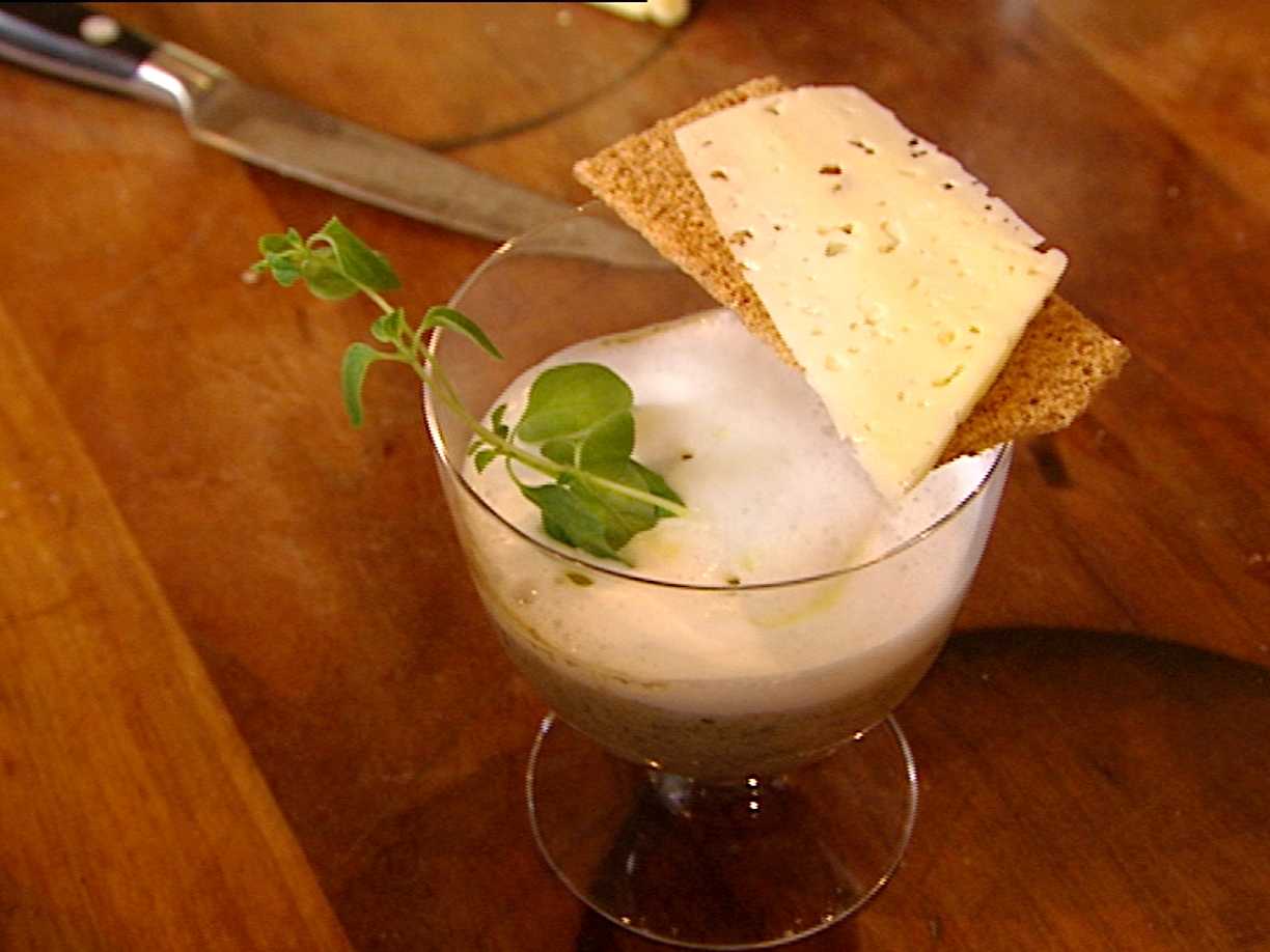 kantarellsoppa recept per morberg kantarellsoppa recept per morberg