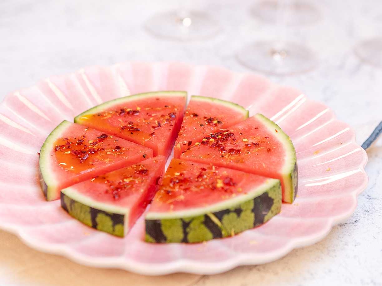 Pizzaslice på vattenmelon med sting