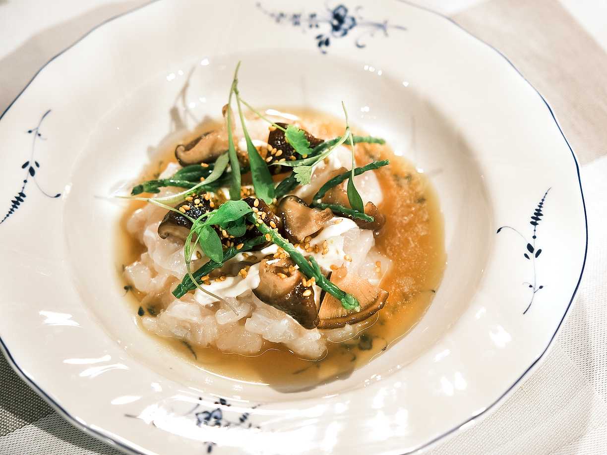 Nimfa Viola bilan porno Pikap rassom mushuk ichida keldi