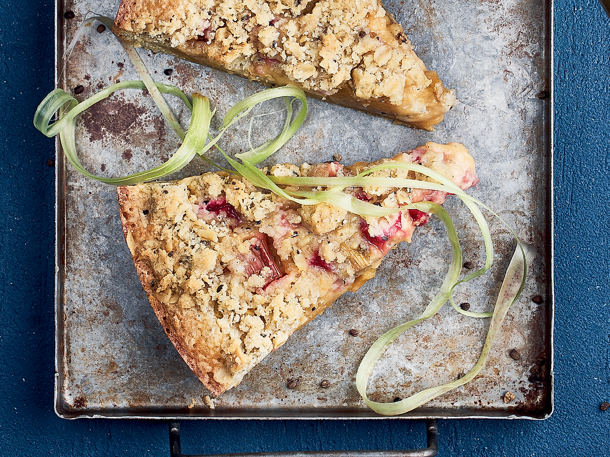 Rabarberpajkladdkaka