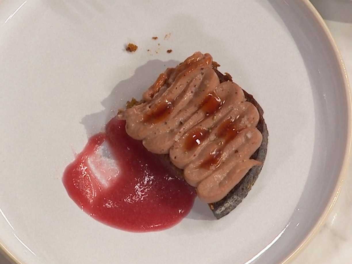 Rågtoast med kycklingleverparfait