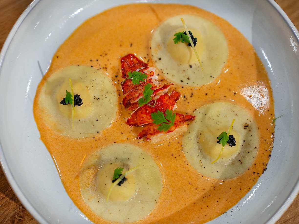 Ravioli med hummerbisque