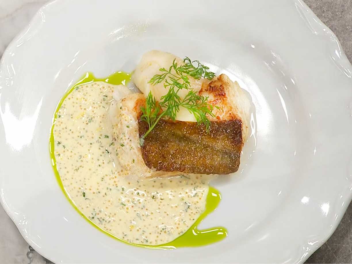 Rimmad torsk med sandefjordsås