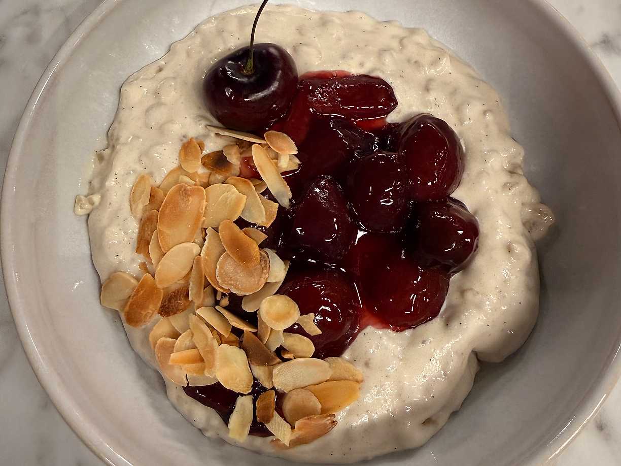 Ris à la Malta med marinerade körsbär