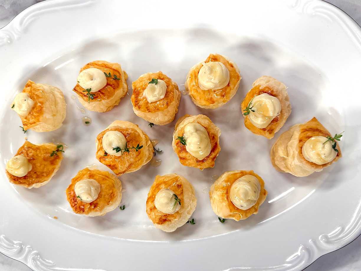 Smördegspuffar med Västerbottensost