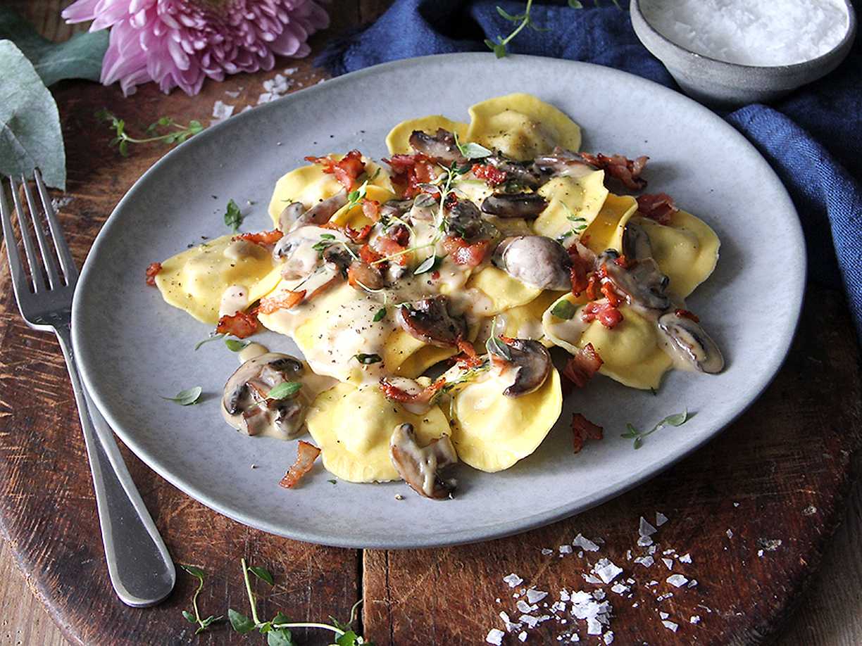 Snabb ravioli med svamp och bacon-image