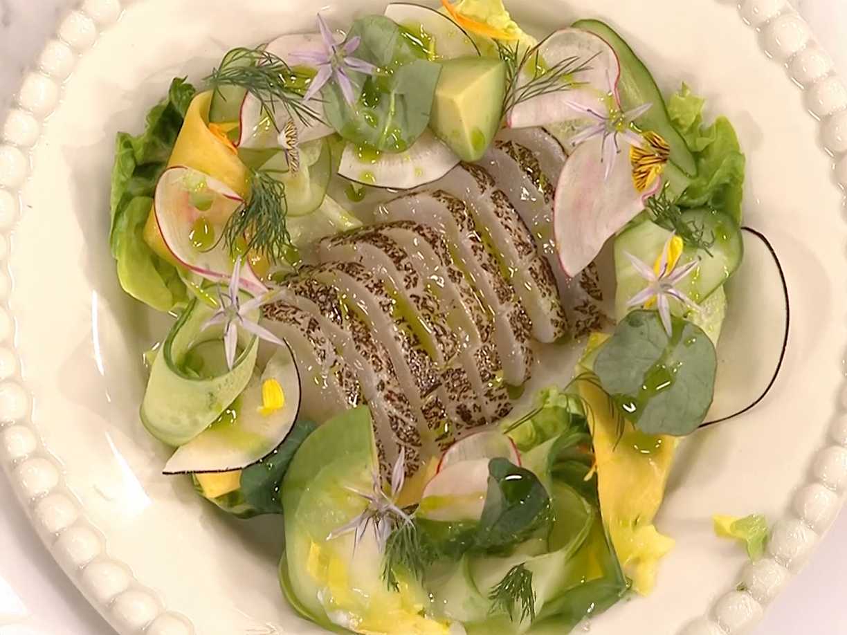 Sotad gös med avokadosallad