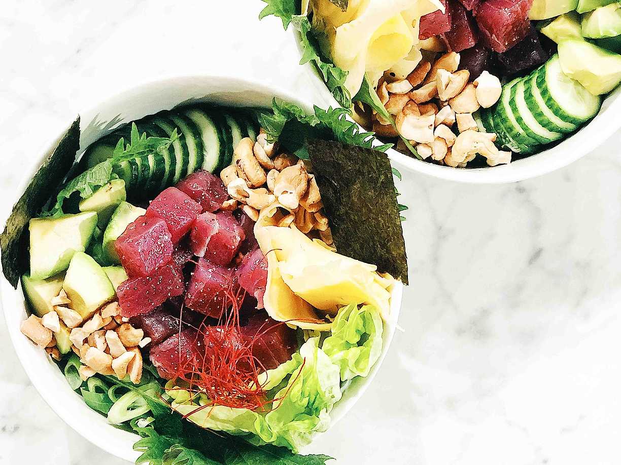 Sushi bowl med tonfisk och kålrotsgari