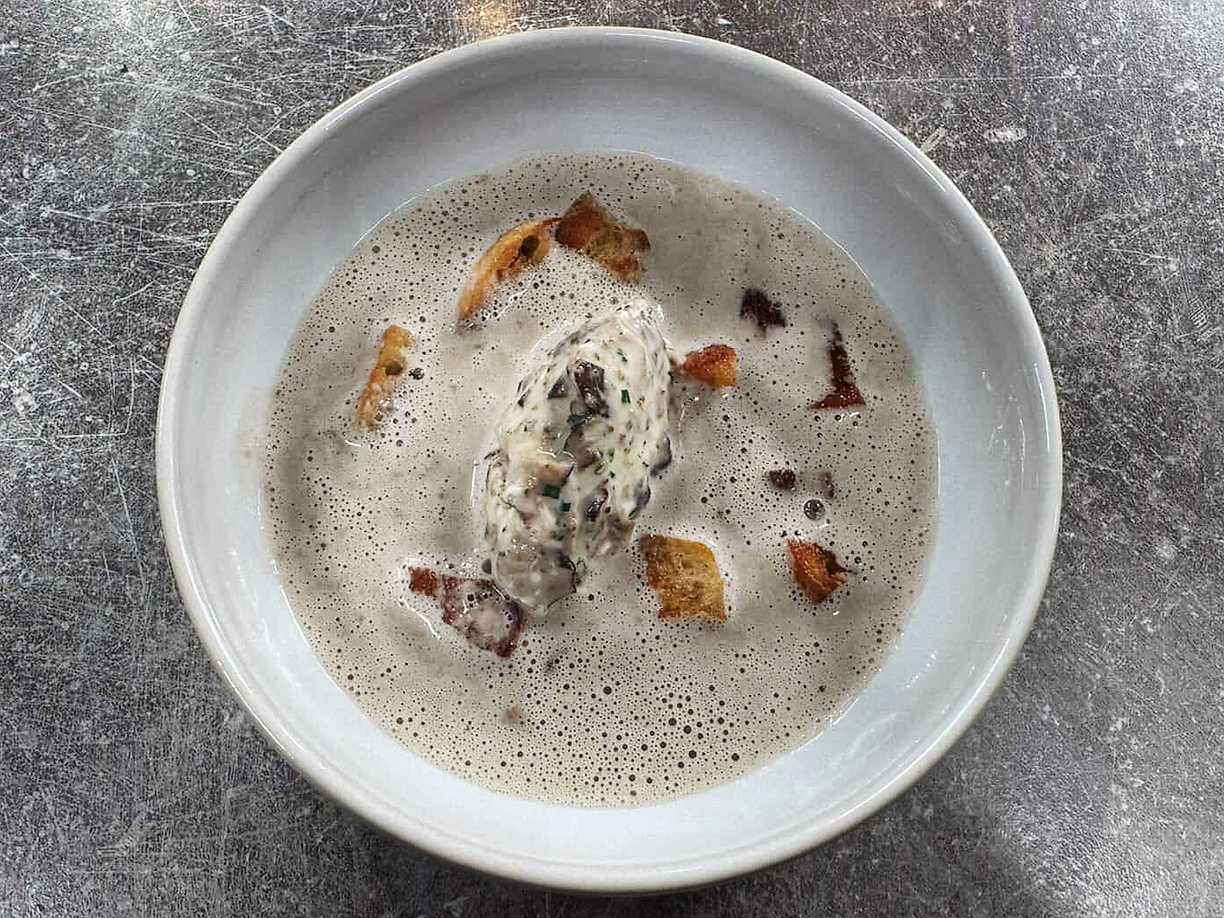 Svampsoppa med färskost