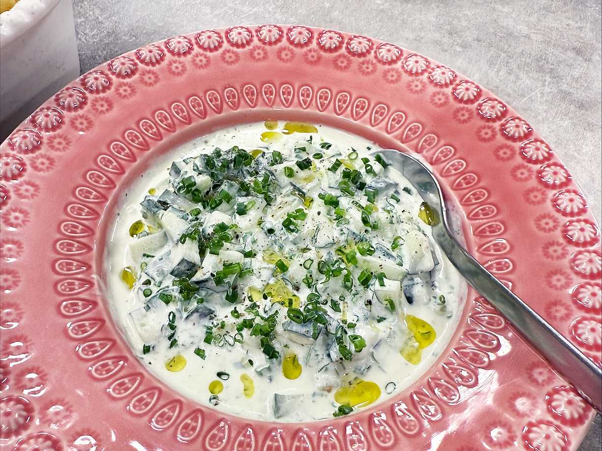 Svensk sommartzatziki