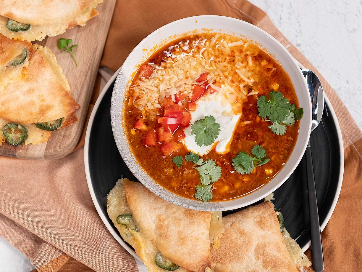 Tacosoppa med quesadillas