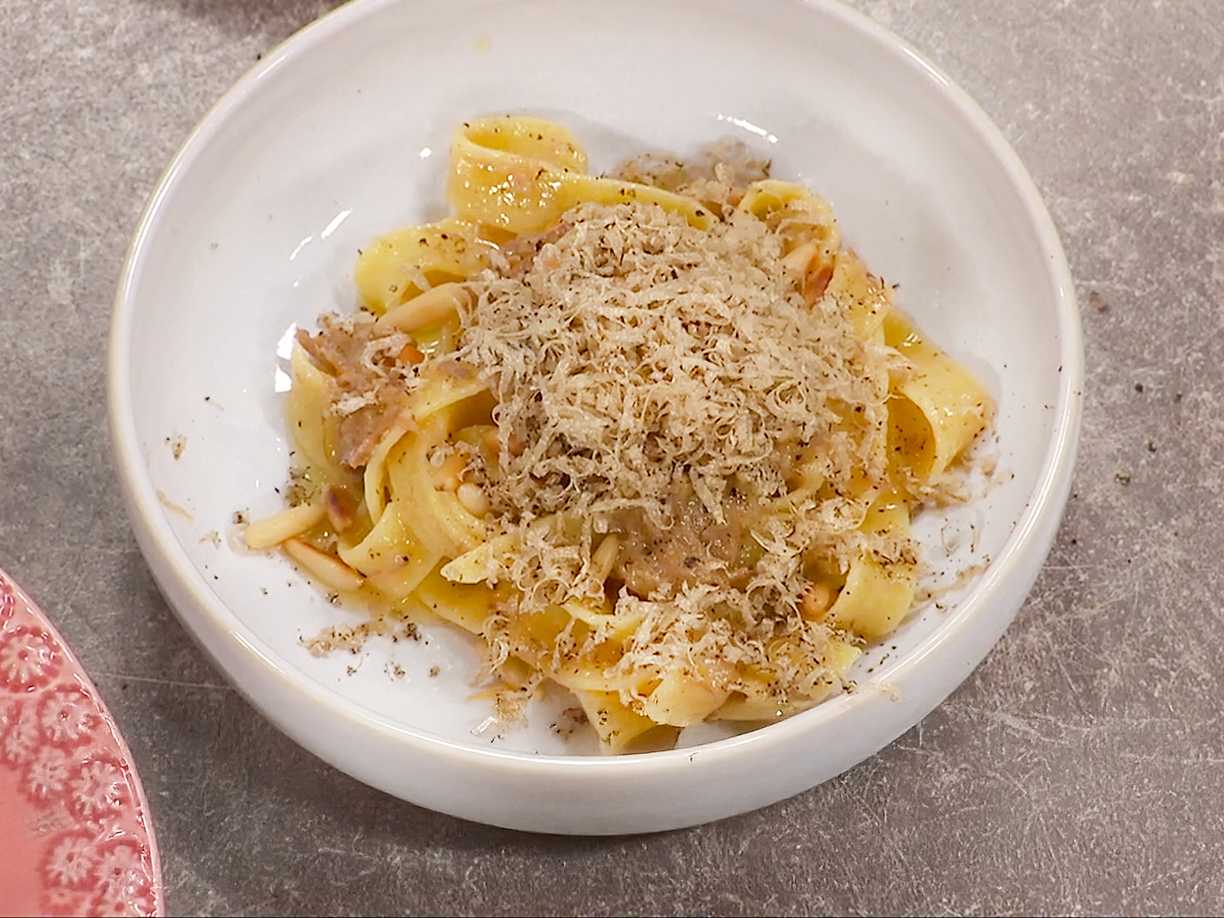Tagliatelle med ankragu och tryffel