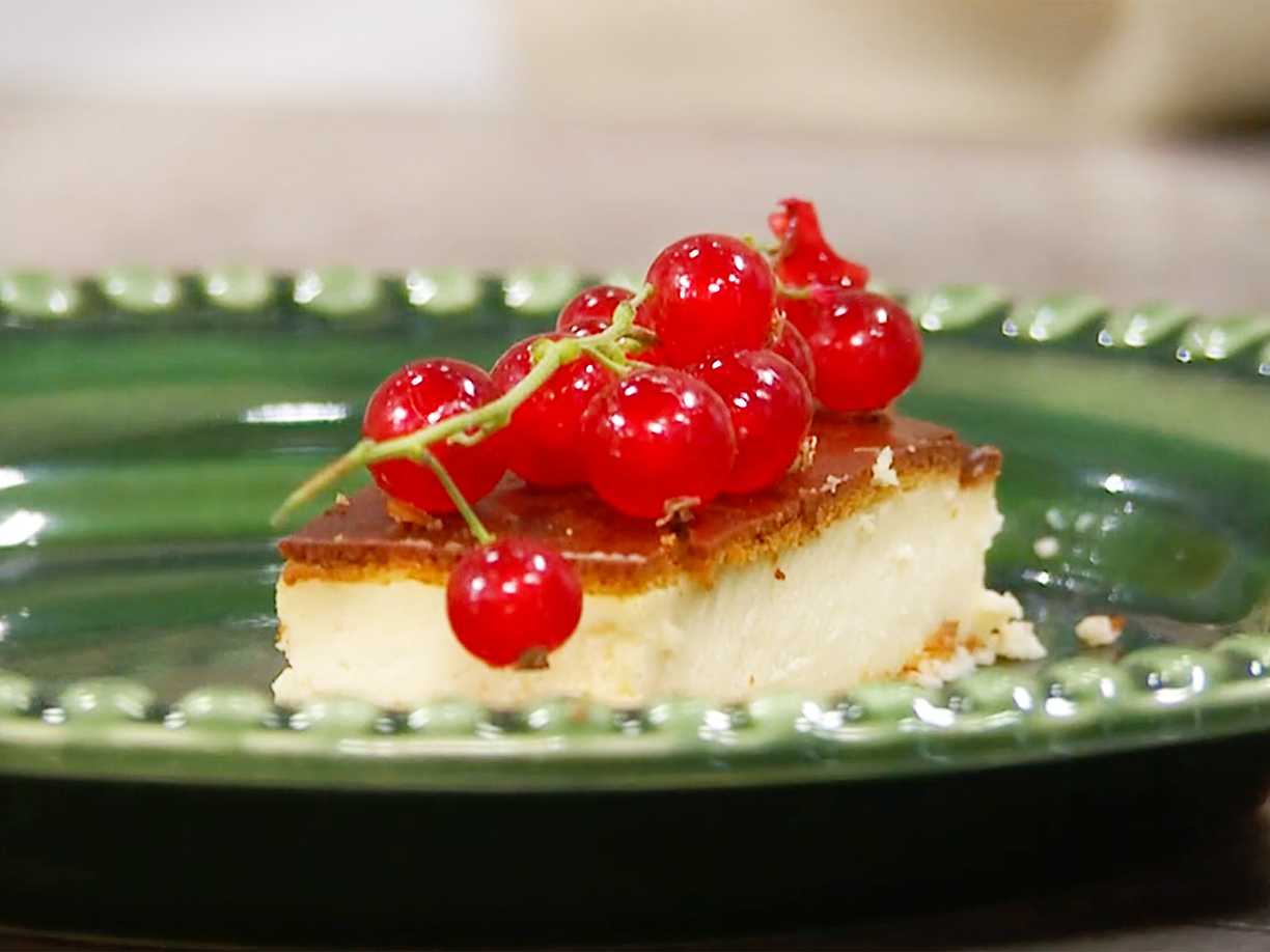 Spansk tarta med bär