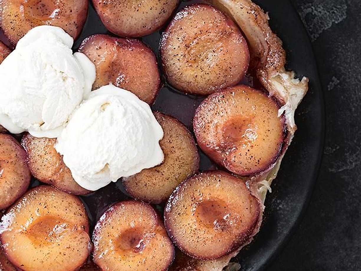 Tarte Tatin med plommon