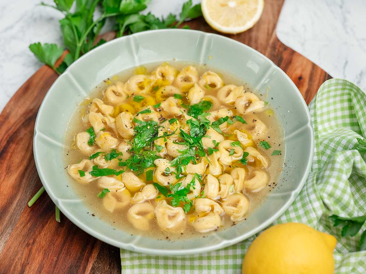 Tortellini in brodo - Zeinas recept