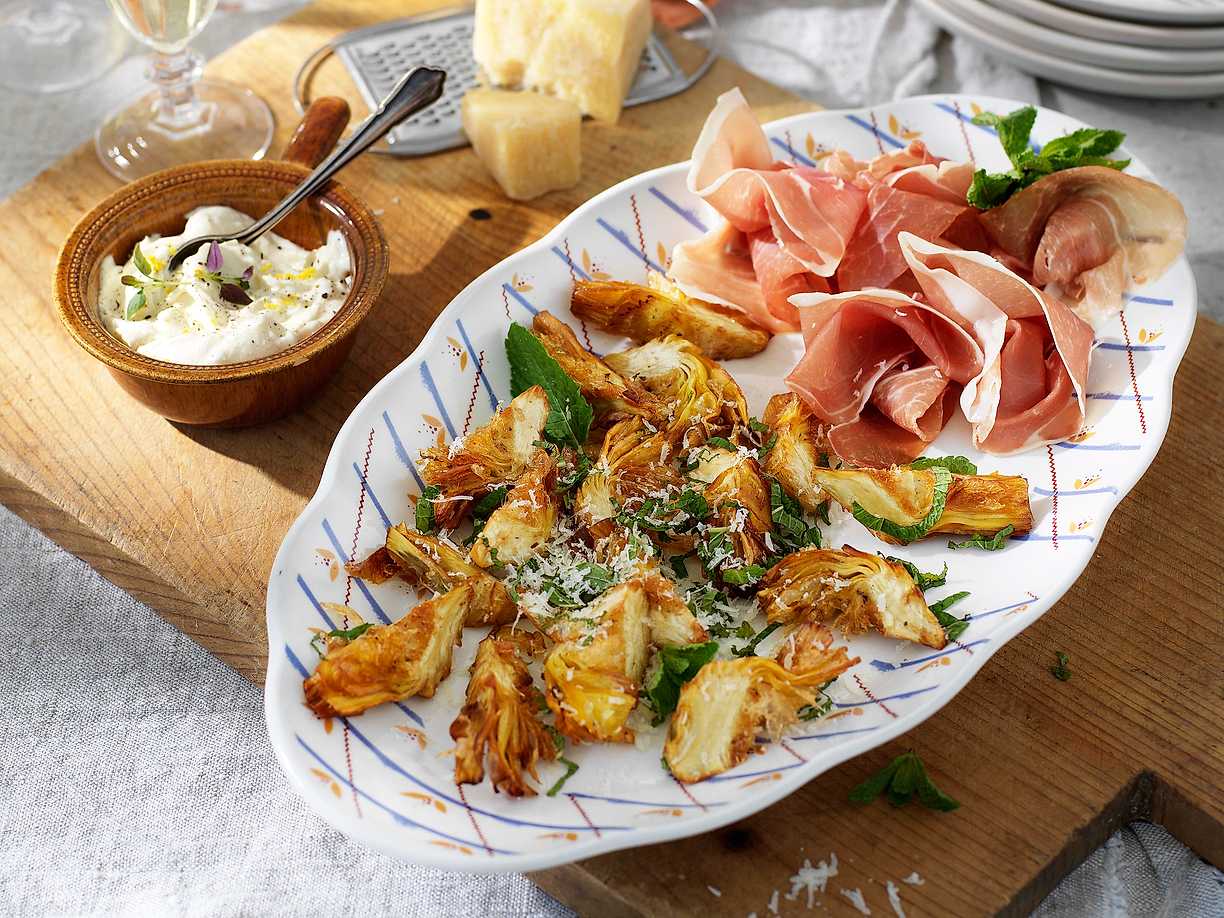 Friterade kronärtskockor med citronaioli