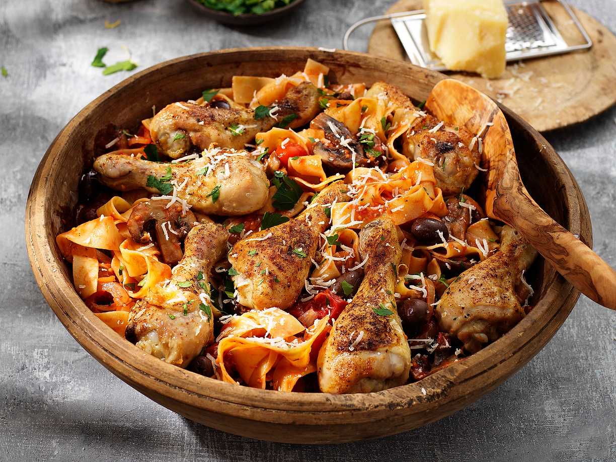 Pasta cacciatore - jägarens kyckling