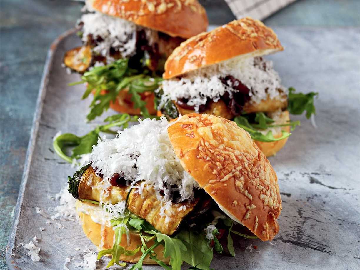 Zucchini- och manchego-macka
