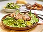 Caesarsallad med frasig kyckling och potatis