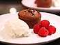 Chokladfondant med kokosglass och färska hallon