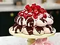Chokladpavlova med enkel hallonmousse