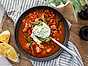 Cirio Mustig salsicciagryta med burrata och citronzest