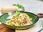 Färsk pasta med kyckling i krämig sås
