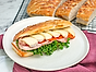 Foccacia med mortadella, grillad paprika och taleggio
