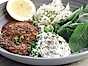 Fritters med zucchini och halloumi