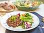Grillad entrecôte med krämig briesallad