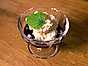 Hemgjord vaniljglass med bärkompott