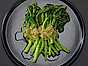 Kinesisk broccoli med ingefärsdressing