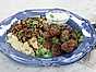 Libanesiska köttbullar med russin och couscous