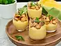 Mango- och passionsfruktsmousse med kokoskrisp