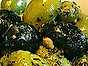 Marinerade oliver med citron och oregano