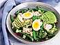 Quinoa- och avokadosallad med thousand island-dressing